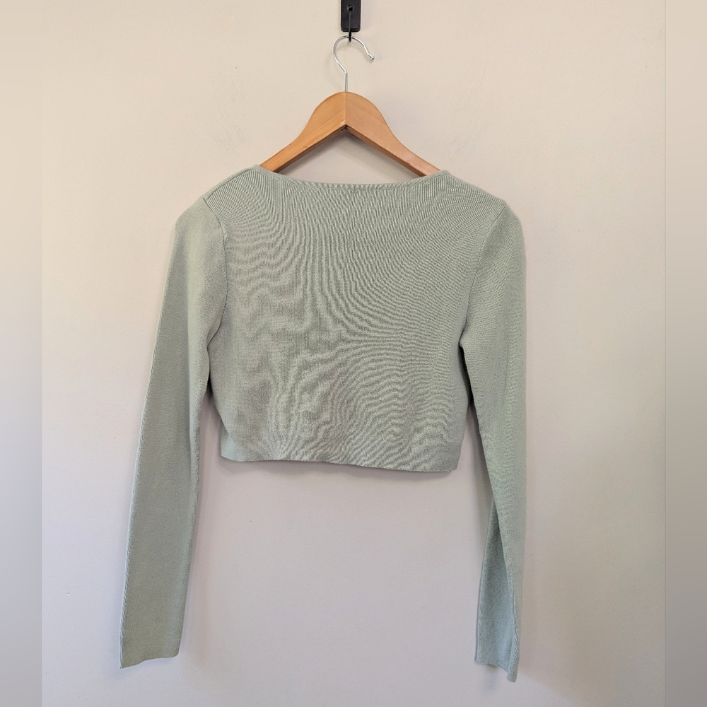 Brandy Melville John Galt Cropped Cardigan - Picture 2 of 8